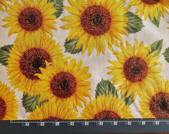 TELA - Girasoles. Diseños Brother Sister. 100 % algodón. *Precio: 8,50/yd. *Precio por media yarda: 4,25