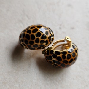 Vintage Leopard Earrings Clip-on Animal print image 2