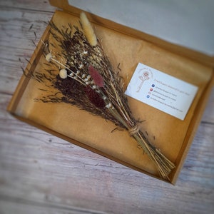 Letterbox Dried Flowers | Coffee Brown Dried Flower Arrangement | Gift |Letterbox Gift | Mothers Day Gift | Birthday Gift | Gifts For Her