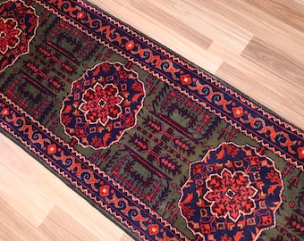 Tappeto da corridoio verde da 2 x 5 piedi, tappeto Bukhara afgano geometrico in grano da 1'8 x 5 piedi, tappeto morbido in lana fatto a mano, tappeto orientale turkmeno, tappeto da corridoio per ufficio e cucina