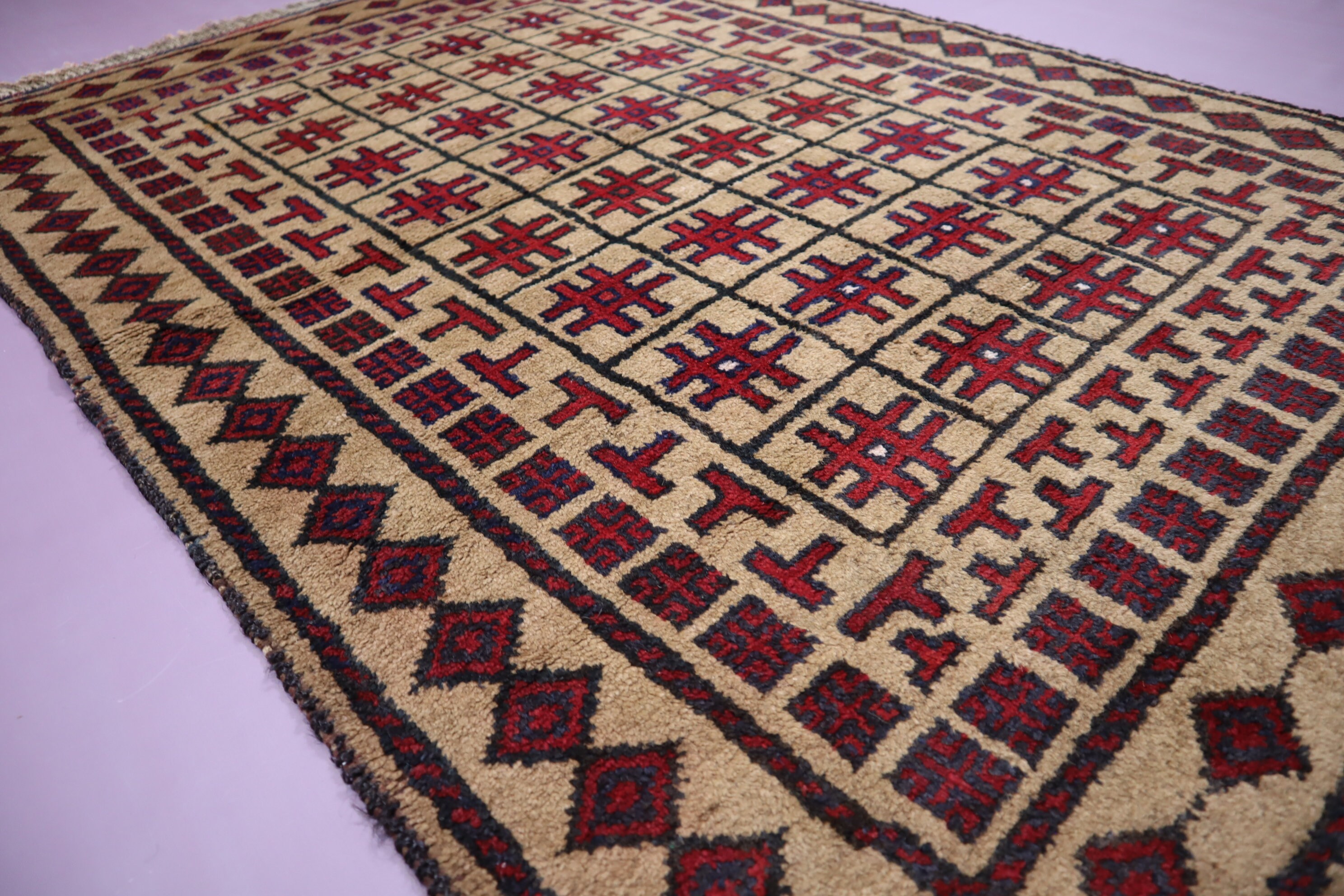 3'9x5'5 アフガニスタン幾何学バルーチラグ - ハンドメイドウールラグ