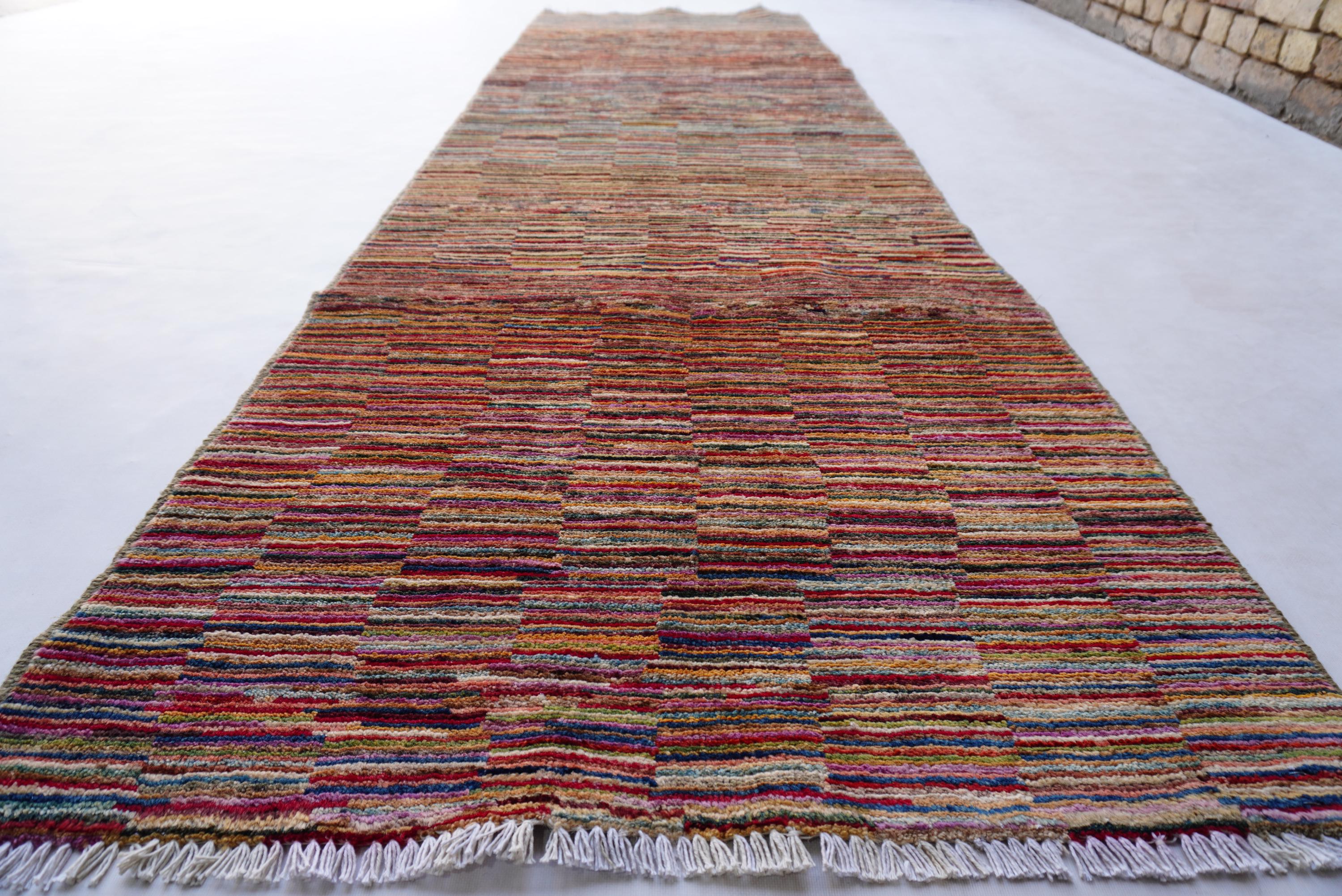 Tapis de laine 199x159 rouge Gabbeh Shouli