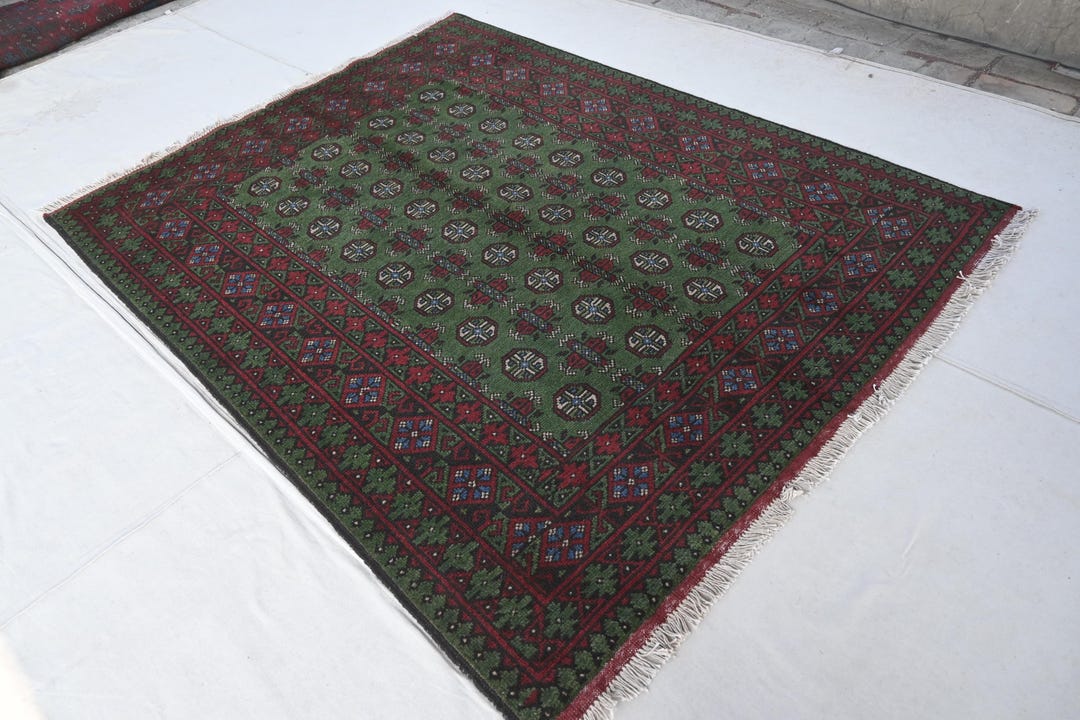 Green Bukhara Rug 5x6'5