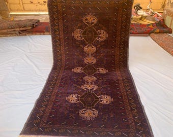 Afghaans Baluchi-tapijt uit de jaren 1920 (107 x 191 cm) - Handgemaakt geometrisch tapijt van 100% wol - Luxe vloerkleed - Slaapkamer, keuken - Landelijke boho-stijl tapijt