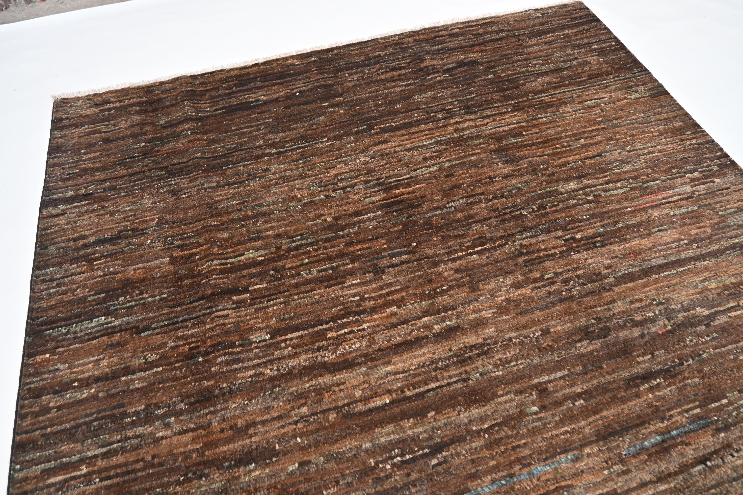 Tapis Gabbeh 162x108 Cm Noué Main – Laine 100% – Marron – Motif Petit – Pièce Unique