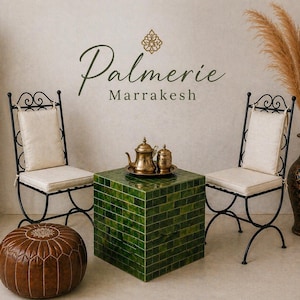 Marokański zielony kwadratowy stolik zellige, ręcznie robiony stolik boczny z płytek, stolik pomocniczy z mozaiki, marokański stolik kawowy, meble rzemieślnicze na zamówienie