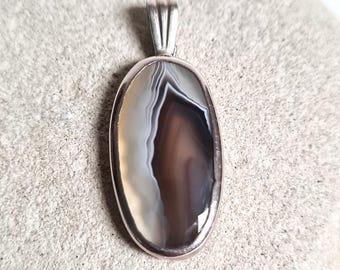 Vintage Botswana Agate Sterling Silver Oval Pendant: Gemstone Jewellery