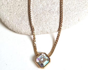 Vintage Avon Aurora Borealis Rhinestone Pendant Gold Tone Chain Necklace: Dainty Retro Costume Jewellery