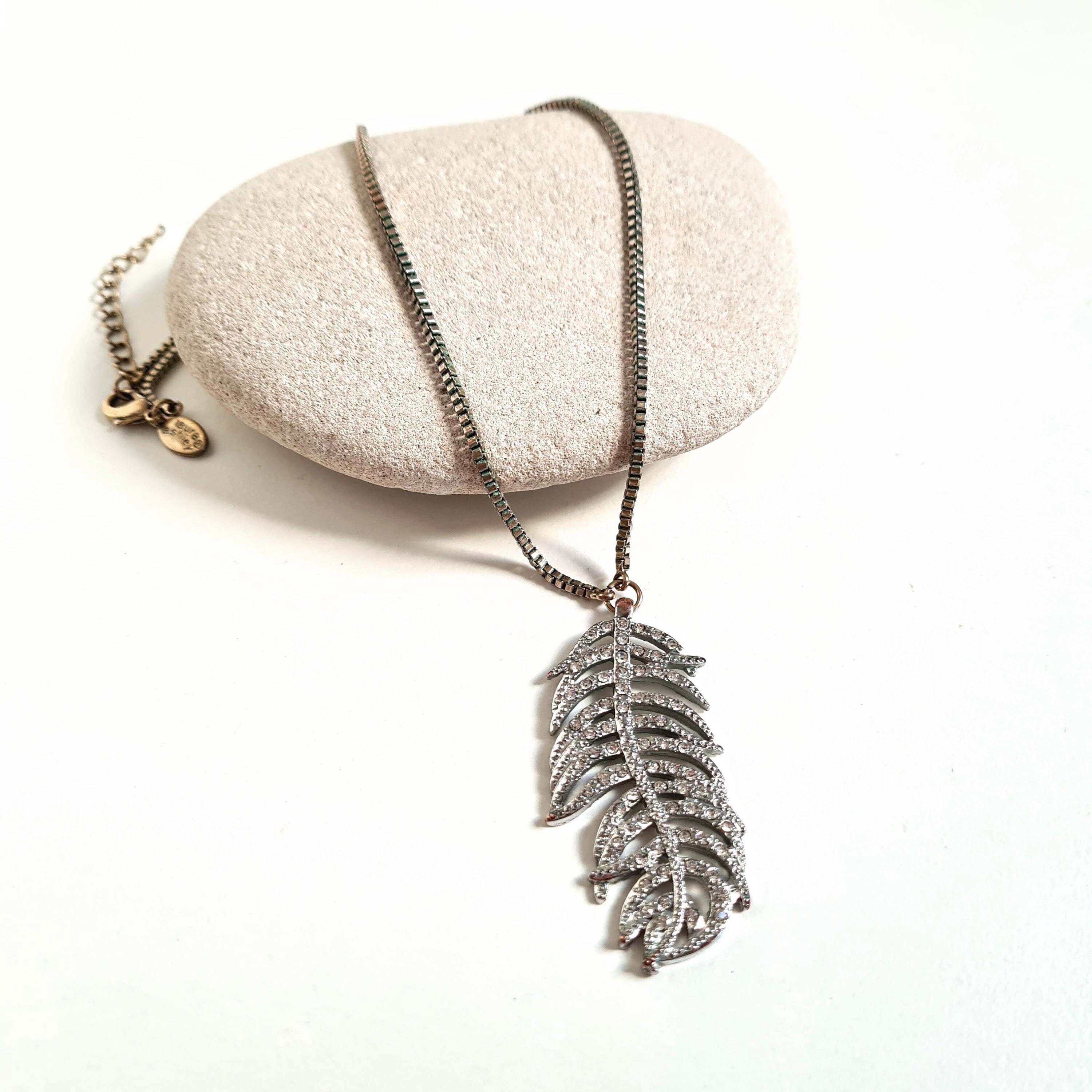 LAURA ASHLEY ペンダント Laura Ashley Necklace - Etsy