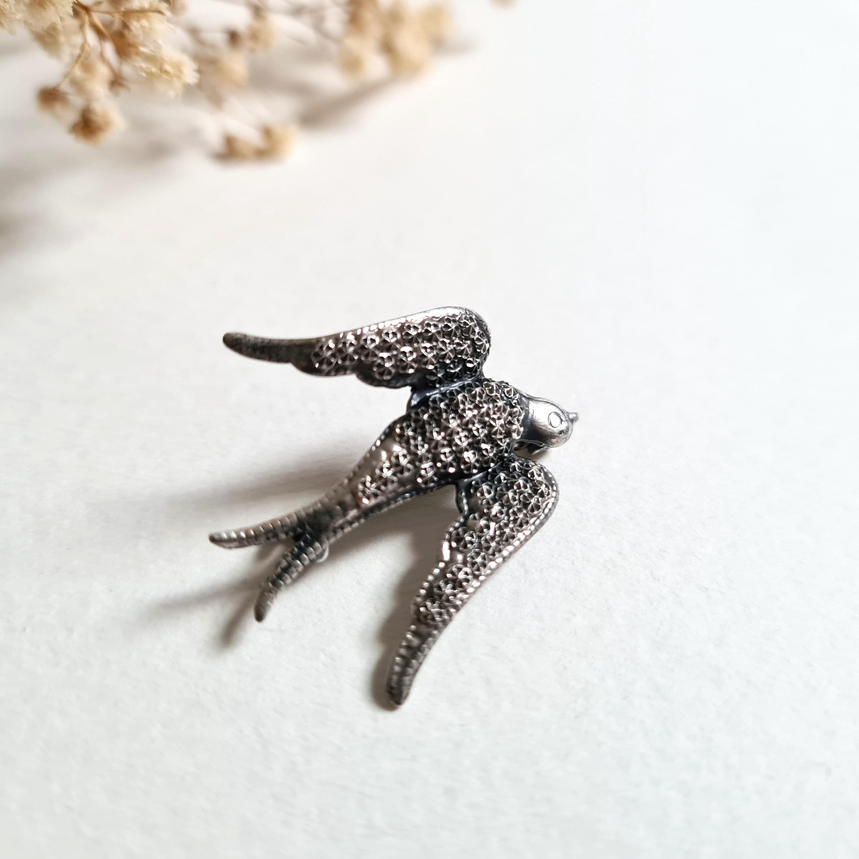 アンティークシルバーのツバメブローチ：ビクトリア朝の鳥のピン、鳥