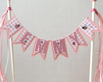 Décoration pour gâteau Vichy rose personnalisée | Abeilles, coccinelles, pique-nique d'anniversaire entre filles ou baby shower