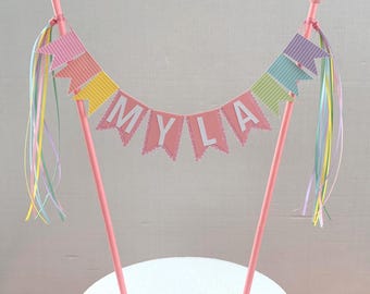 Décoration pour gâteau personnalisée de style guirlande dans des tons pastel
