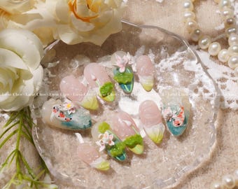 Koi im ruhigen Lotusteich | Handgemalte Kunst | Wiederverwendbare Stick On Nägel | Party & Braut Nägel | Premium Presse auf den Nägeln