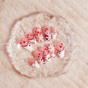 Kirschblüte Press-On Nägel, 3D Blumen-Nagelkunst, Süße Kirschspitzen, Rot Rosa Nägel, Kawaii Frühlings-Nägel, Fruchtiges Nageldesign