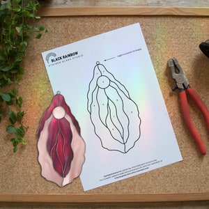 oyster stained glass pattern, vulva suncatcher pdf, yoni digital download, commercial license pattern