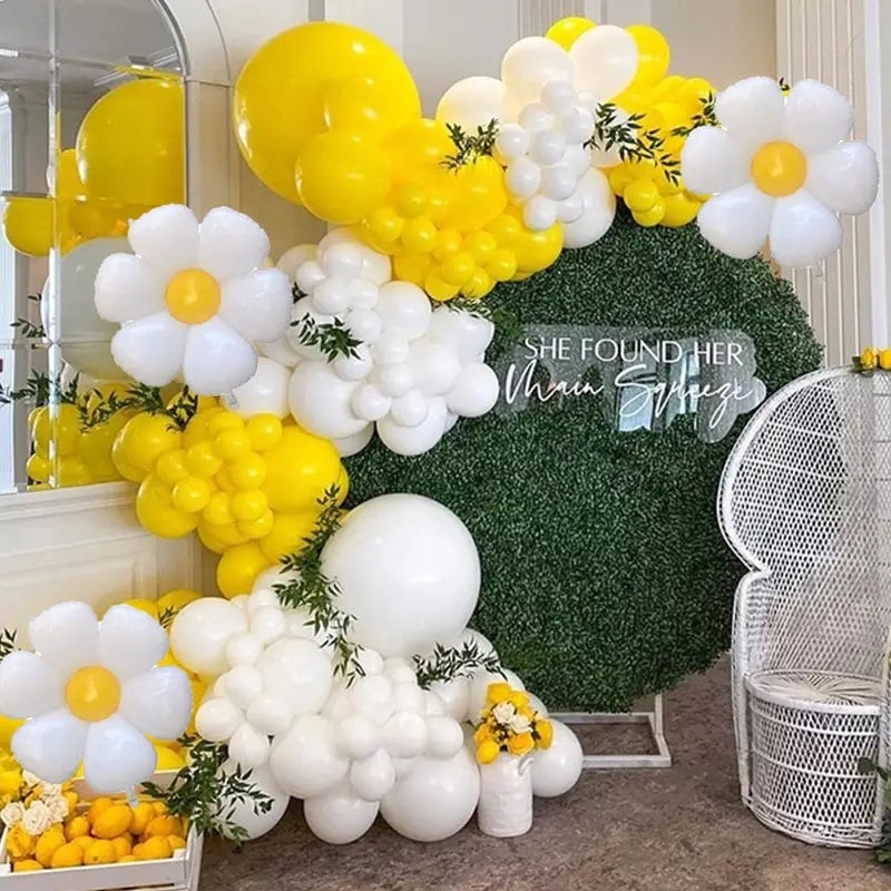 Honeybee Balloon | Sunflower Garland Arch | Sunshine Birthday Deco