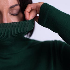 Grüner Rollkragenpullover, Damen Rollkragenpullover, Strickpullover aus Merinowolle