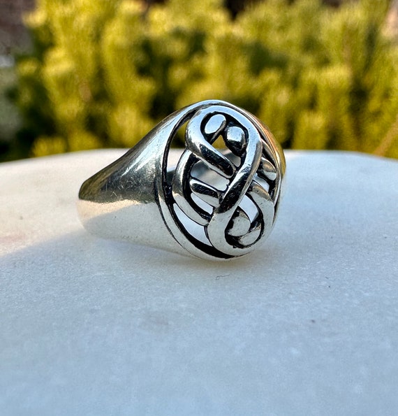 vintage celtic silver ring - Gem