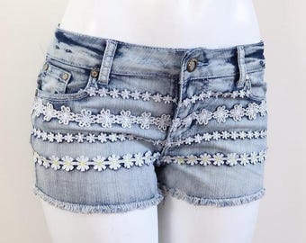 hot kiss daisy denim shorts low rise micro mini y2k size 9