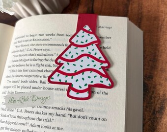 Tree Shaped Christmas Cake Magnetic Bookmark: Laminated Book Lover Gift