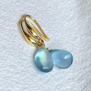 Aquamarin Gold Ohrringe, Gold Filled Ohrringe, Natürlicher Aquamarin, Baumeln Ohrringe, Geschenk für sie, März Geburtsstein Ohrringe