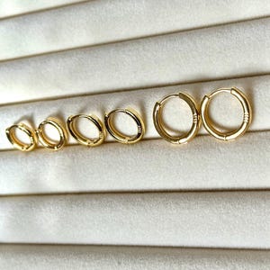 18K Gold Vermeil Hoop Earrings, 18K Gold Huggies, Dainty Hoops, Gold Hoops, Gift for her, Minimalist Earrings, Huggie Earrings, Huggies