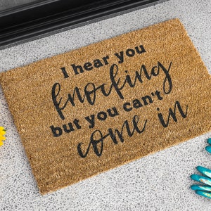 I Hear You Knockin&#39; Door Mat