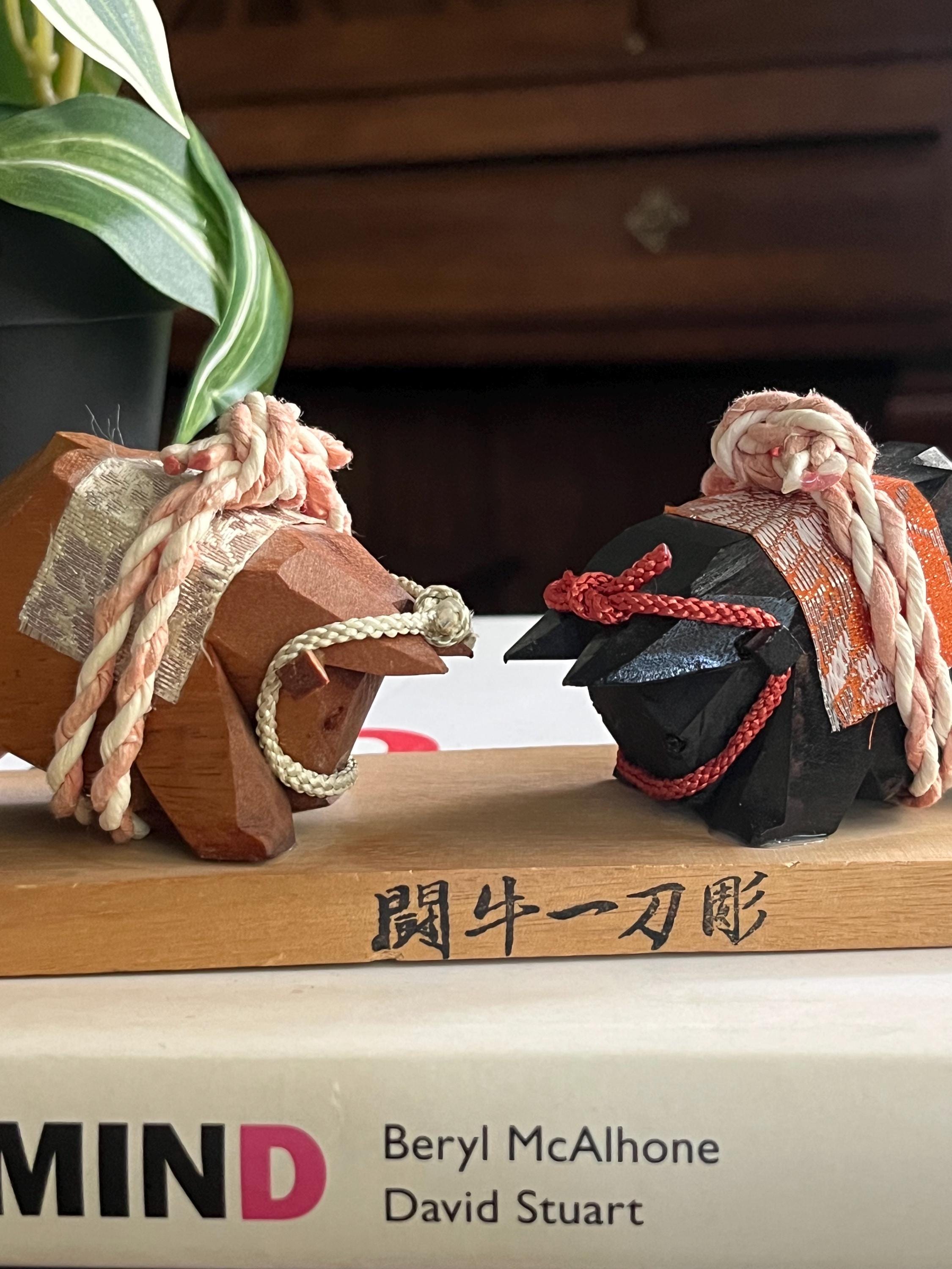木彫りの闘牛の雄牛一対、日本の一刀彫 - Etsy 日本