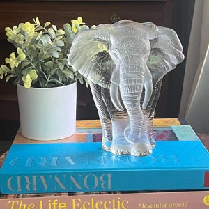 Mats Jonasson Målerås Sweden Crystal Elephant, signed