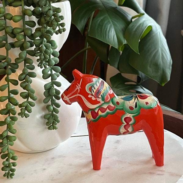 Nils Olsson Dala Horse, 5.25 inches