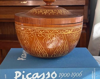 Bol grande de teca vintage con tapa, pintado a mano con diseños tradicionales tailandeses (lea la descripción).