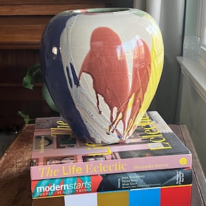 Tropf- oder Splatterglasur Große Pottety Vase, Mod Design, signiert Naxos 2022