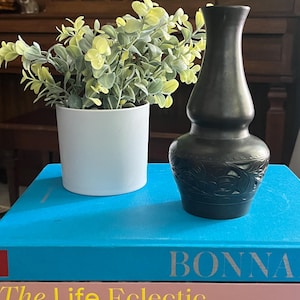 Barro Negro Pottery, Oaxaca Mexico, Etched Bud Vase