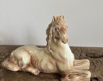 Mid Century Ceramic Horse Sculpture Plaster 16" Laying Down Cream Large Striking