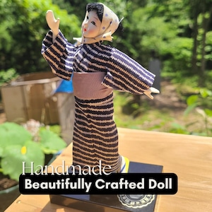 Japanese Woman Figurine in Blue Kimono with Polka Dot Scarf – Traditional Handmade Decor – Vintage Asian Figurine – Gift for Her