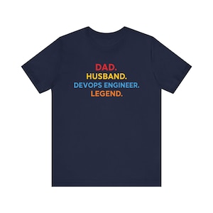 Pappa och make DevOps Engineer Legend T-shirt | Rolig pappapresent, fars dag-t-shirt