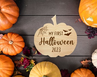 First Halloween Pumpkin Plaque, Personalized Halloween gift, Halloween Sign,  Halloween Photo Prop, Pumpkin Plaque, Pumpkin Sign