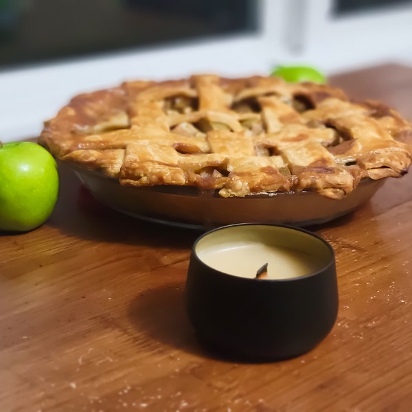 Apple Pie A La Mode Hand-Poured Organic Soy Candle and Wax Melts