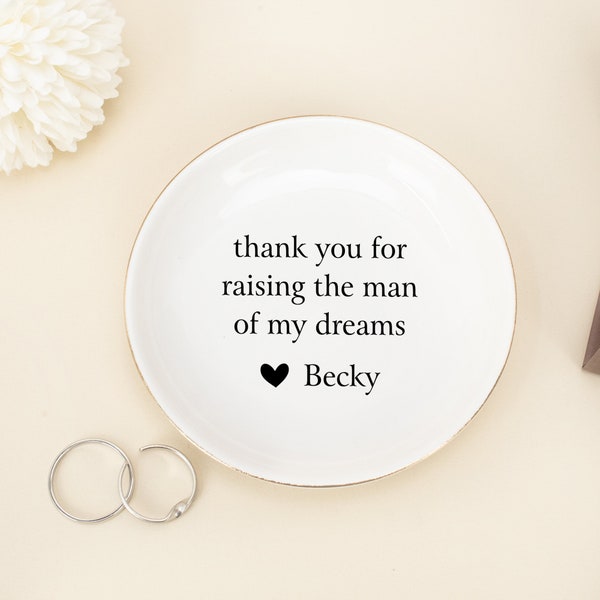 Personalized Ring Dish, Mother of the Groom Gift, Mother of the Bride Gift, Mother In Law Gift, Wedding Gift for Mom, Customized Gift