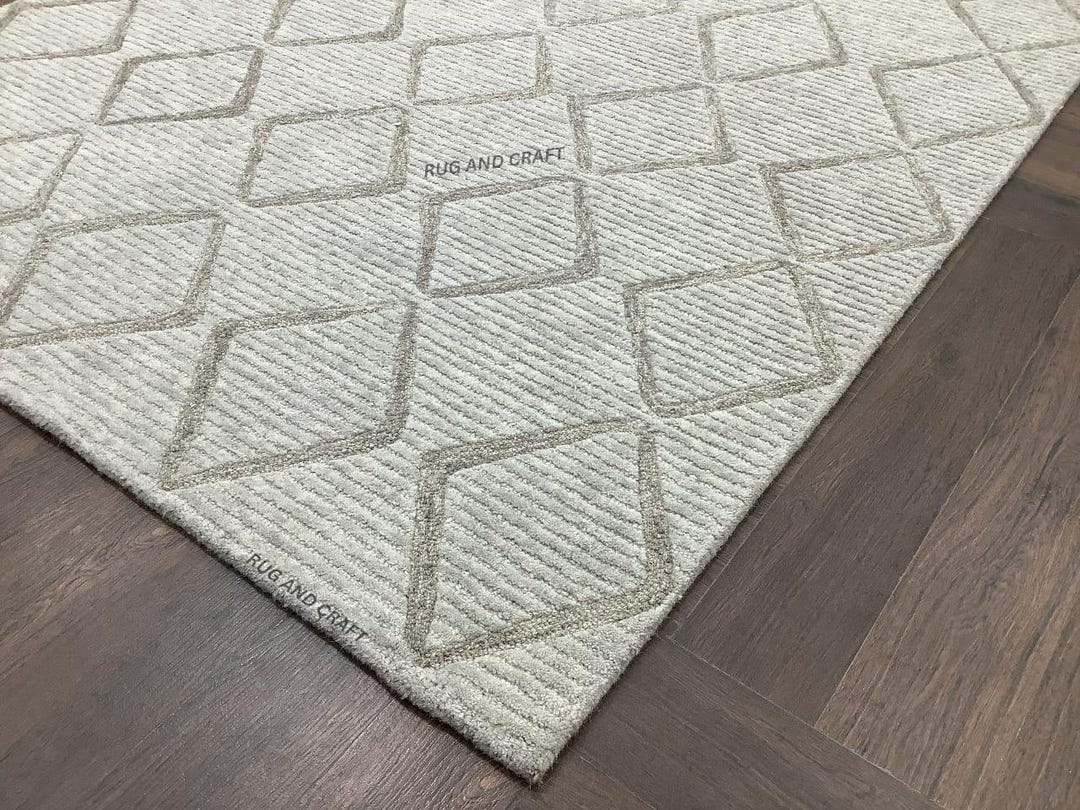 Minimal Diamond Grid Rug | Soft Ivory Neutral Carpet | Hand Tufted ...