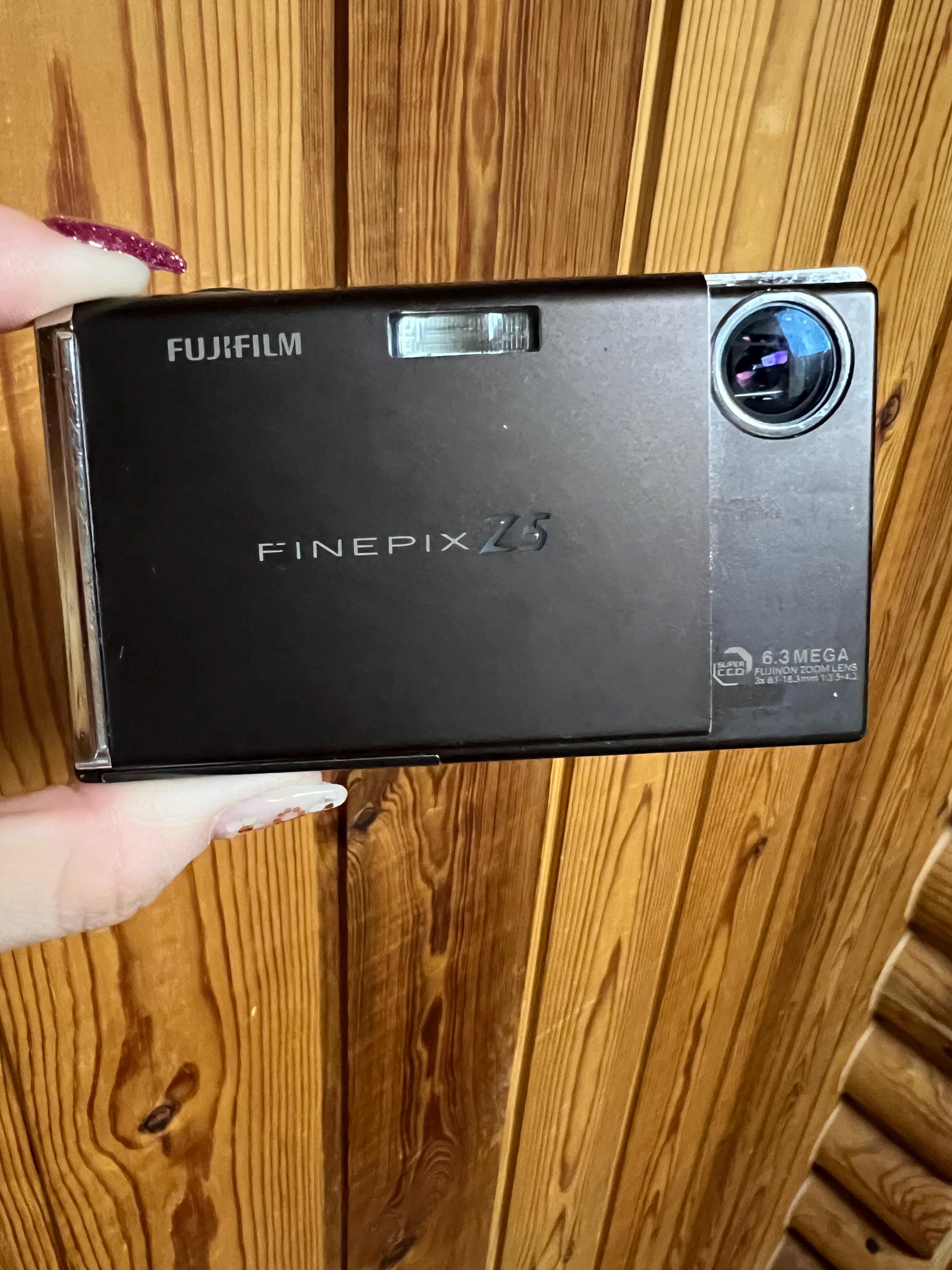 finepix Fujifilm Z5 FinePix FUJIFILM ✨美品 z5 YouTube - pink) (rare デジタルカメラ