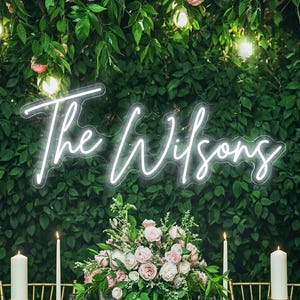 カスタムウェディングネオンサイン、パーソナライズされた姓のLEDライト、スイートハートテーブルデコレーション、結婚披露宴の背景、モダンなウェディングのためのLEDデコレーション