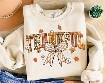 Tacksam kokett PNG, broderi höst PNG, höstsäsong PNG, Thanksgiving PNG, höstdesign, mysig säsong, kokett rosett leoparddesign