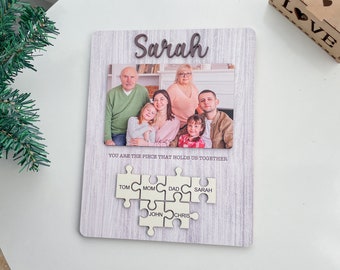 You Are the Piece That Holds Us Together Personalized Mum Puzzle Plaque Mother's Day Gift, Family Gift, Gift for Mum Dad, Gift for Mom MD12