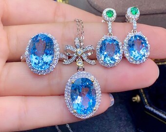 Natural Sky Blue Topaz Set Ring Pendant Earring Crystal, Jewelry, Gemstone, Stunning, Gift, Brilliant, Luxury, Sparkling,  Radiant, Elegant