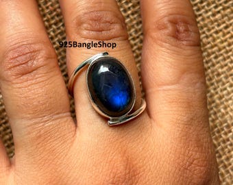 Labradorite Statement Ring: Handmade 925 Sterling Silver