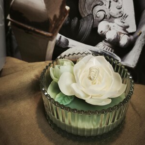 Blossom | Jasmine scented candles with holder D10cm