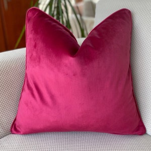 Fuchsia Velvet Throw Pillow, Rose Pink Cushion Cover, Fuchsia Velvet Decorative Cushion, Home Living Room Bedroom Pillows, | ALL SIZES