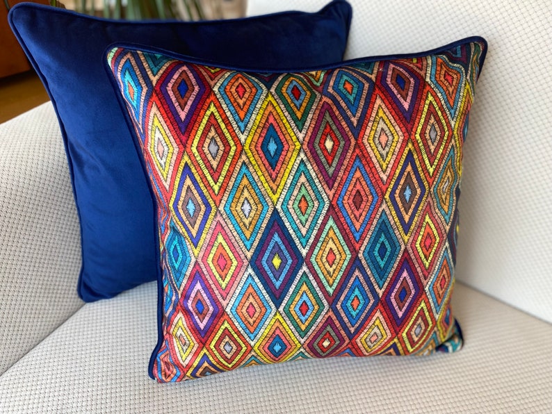 Abstract Pillow Cover, Velvet Throw Pillow, Colorful Cushion, Modern Home, DecorUnique Design, Piping Detail, Rainbow Colors, Zipper Closure, High-Quality Fabric, Custom Pillow Sizes, Vibrant Home Accessories, Living Room Decor, Bedroom Accents