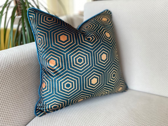 Minimalist Modern Patterned Shiny Green Soft Velvet Throw Pillow Cover with Piping, Decorative Pillow Velvet Cushion Cover, 18x18 20x20 inch